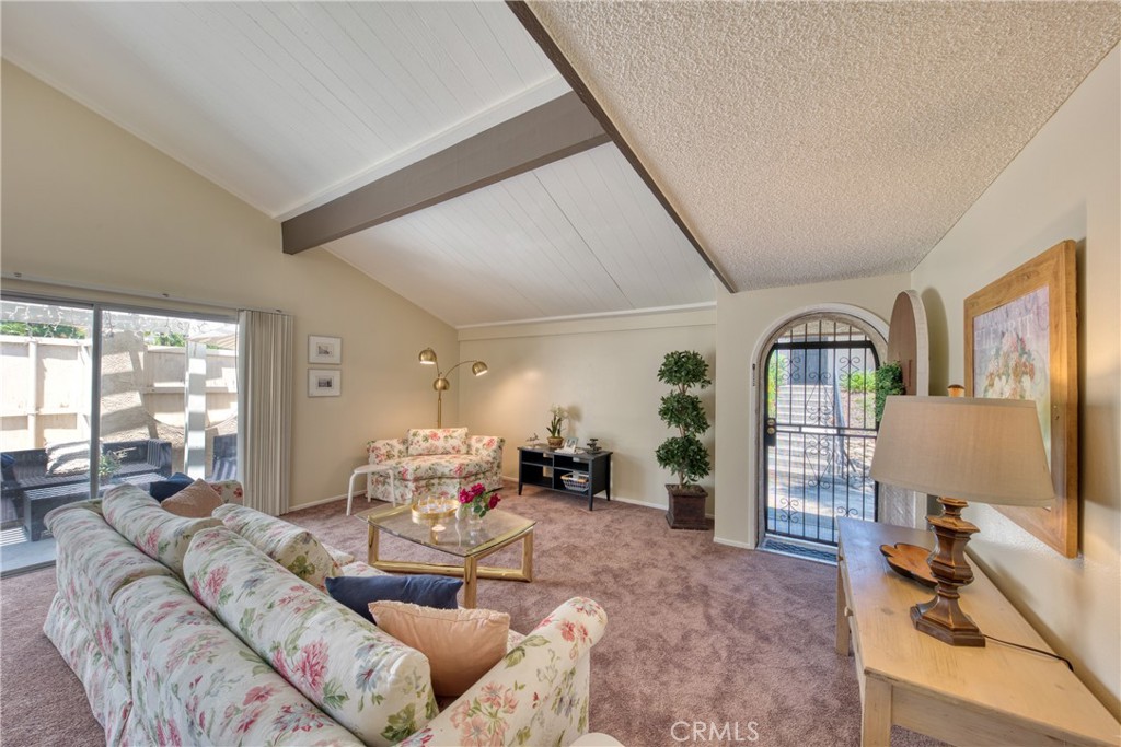 315 Spencer Avenue