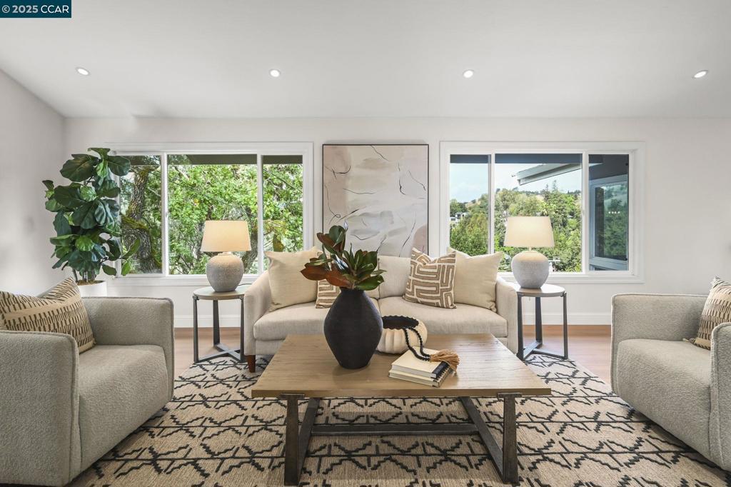 WESTSIDE DANVILL - Residential