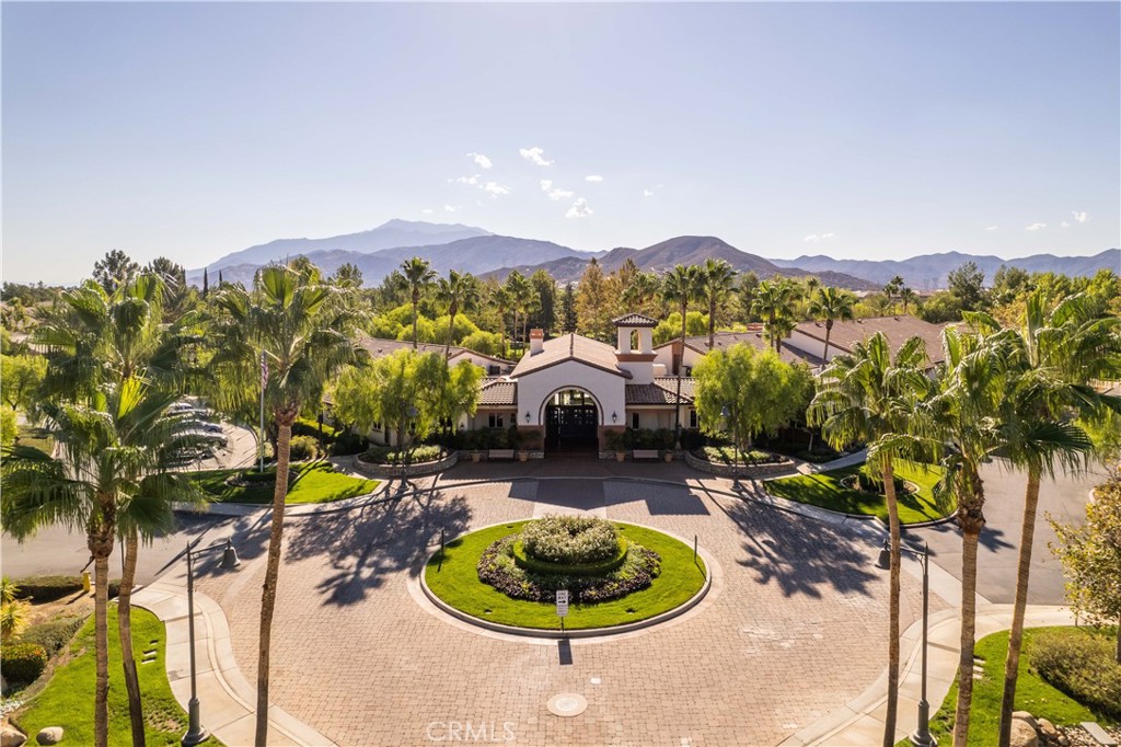 370 Irvine