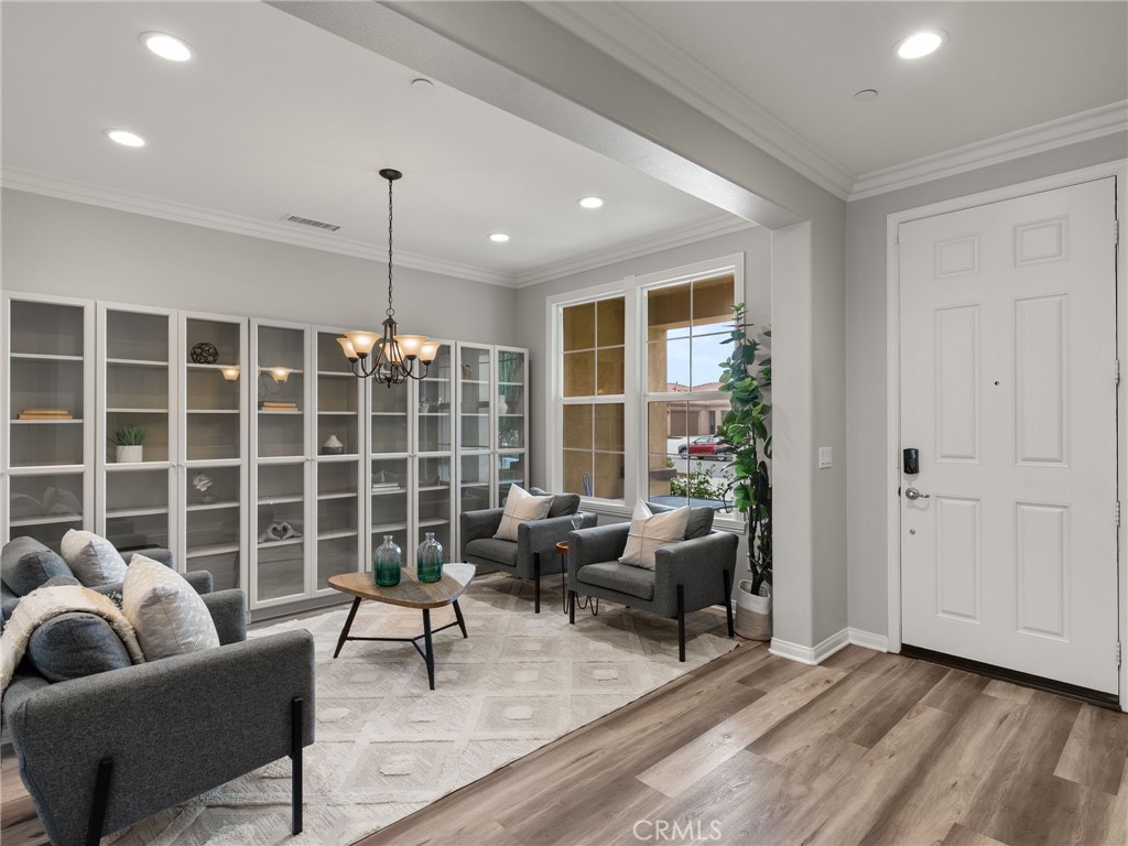 1682 Penny Lane