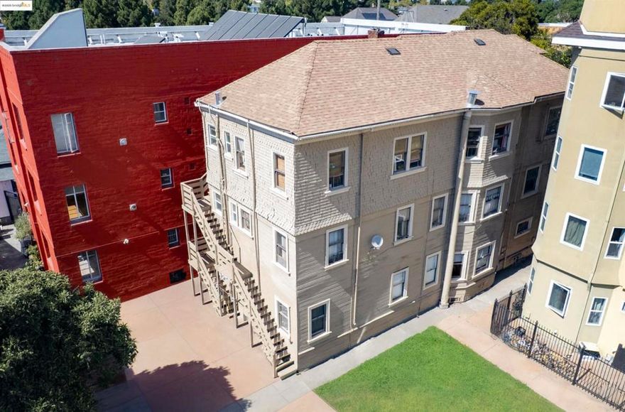 Extra Large 4,816 square foot 4-unit apartment complex near Downtown Oakland with strong current income and excellent rental upside. The unit mix is ideal and offers one 3bd/1bth unit, two 2bd/1bth units, and one studio unit. The top-story 2bd/1bth unit will be delivered vacant by close of escrow making a perfect set-up for an owner-occupant. The property is over 4,800 square feet and separately metered for water and PG&E providing for low annual operating expenses. The building is 100% occupied with nice stable tenants that are easy to manage. The exterior and interior are in great condition with no deferred maintenance resulting in an attractive turn-key investment for the next owner. The units have been remodeled with newer kitchens, bathrooms, hardwood floors, custom lighting, in-unit washer dryers, a new roof, and a nice backyard area. This is a perfect opportunity for owner-user looking to occupy one or more units or an investor seeking great cash flow in a quiet neighborhood.