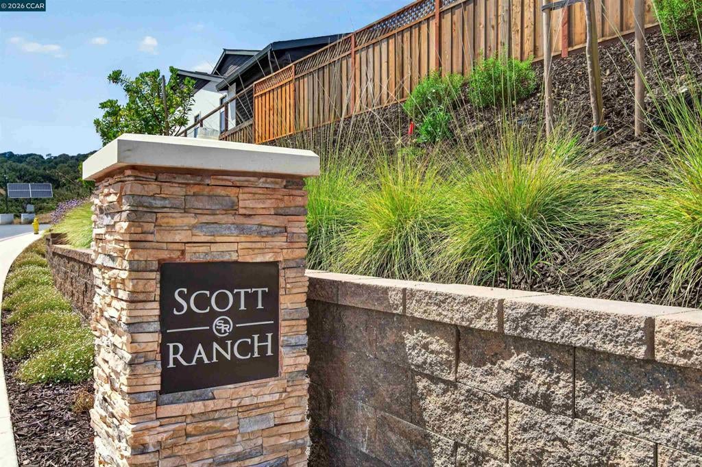 58 Red Barn Court