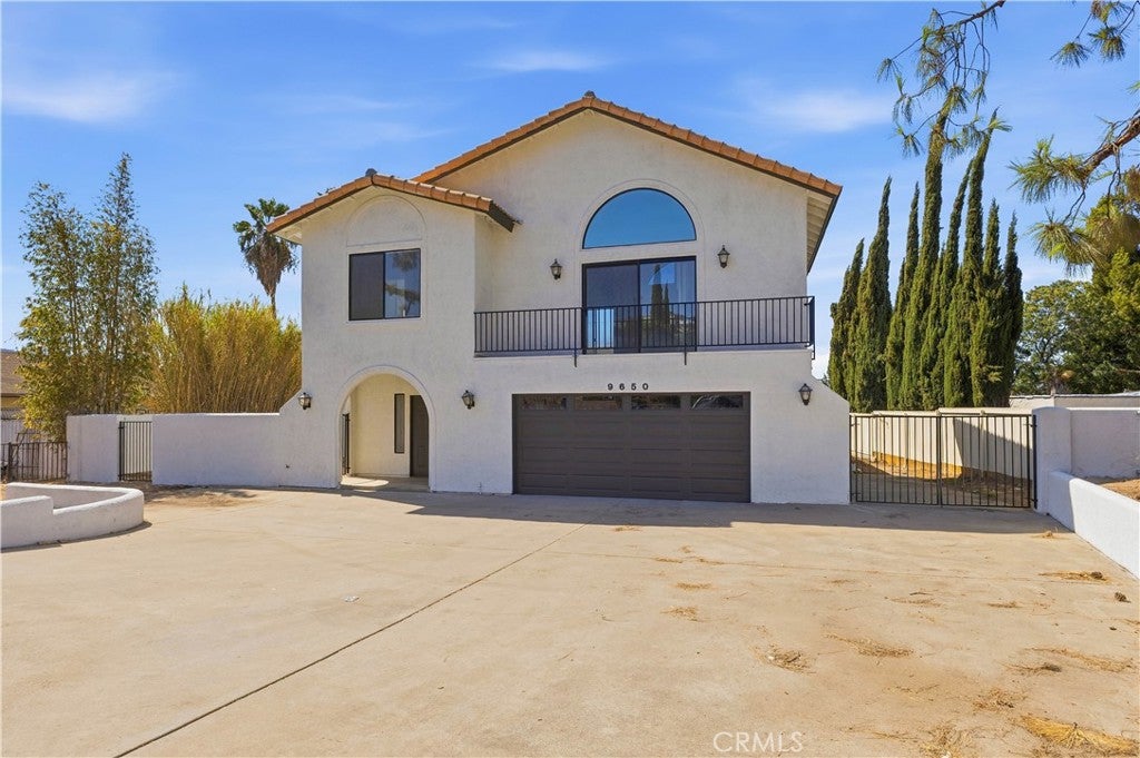 9650 Farmington Drive