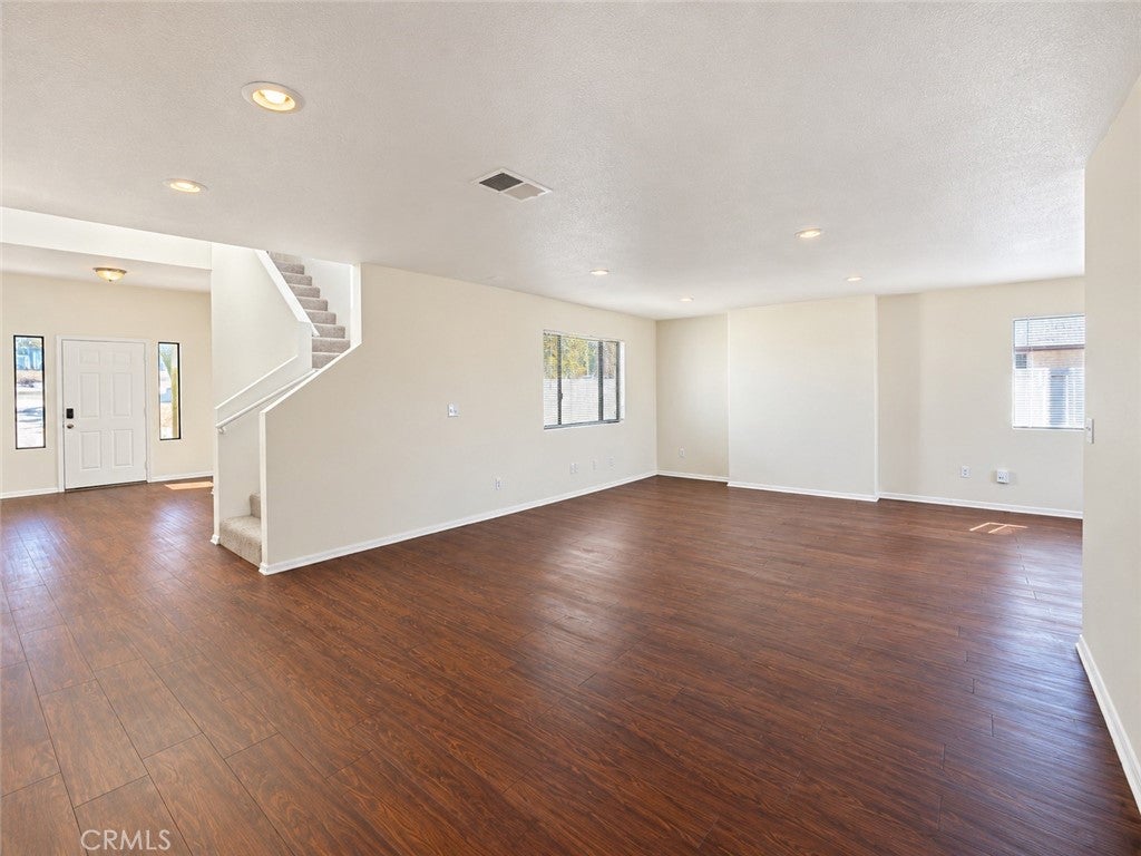 9650 Farmington Drive