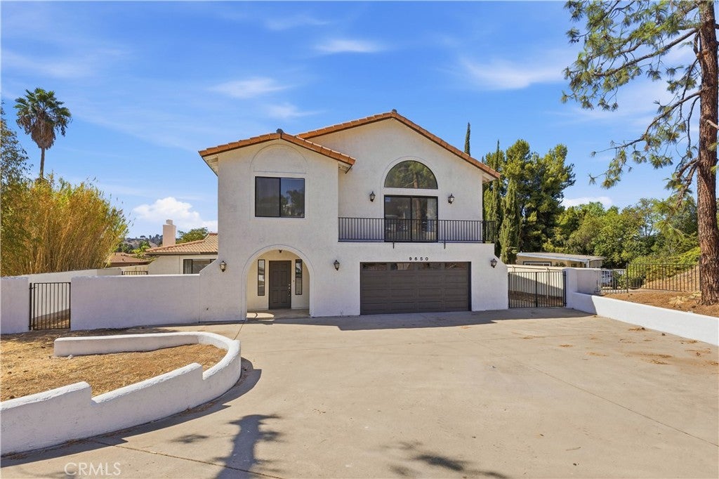 9650 Farmington Drive