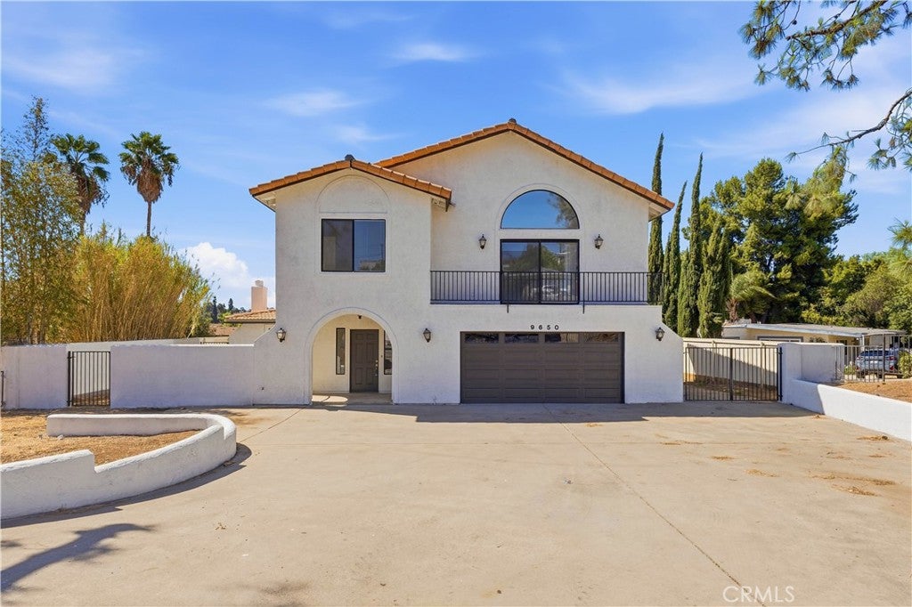 9650 Farmington Drive