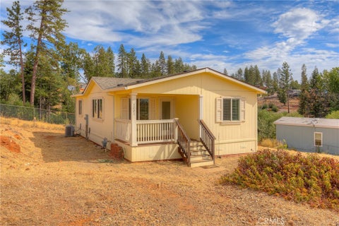 Photo of 1221 Lurena LN, Paradise, CA 95969 (MLS # SN26187714)