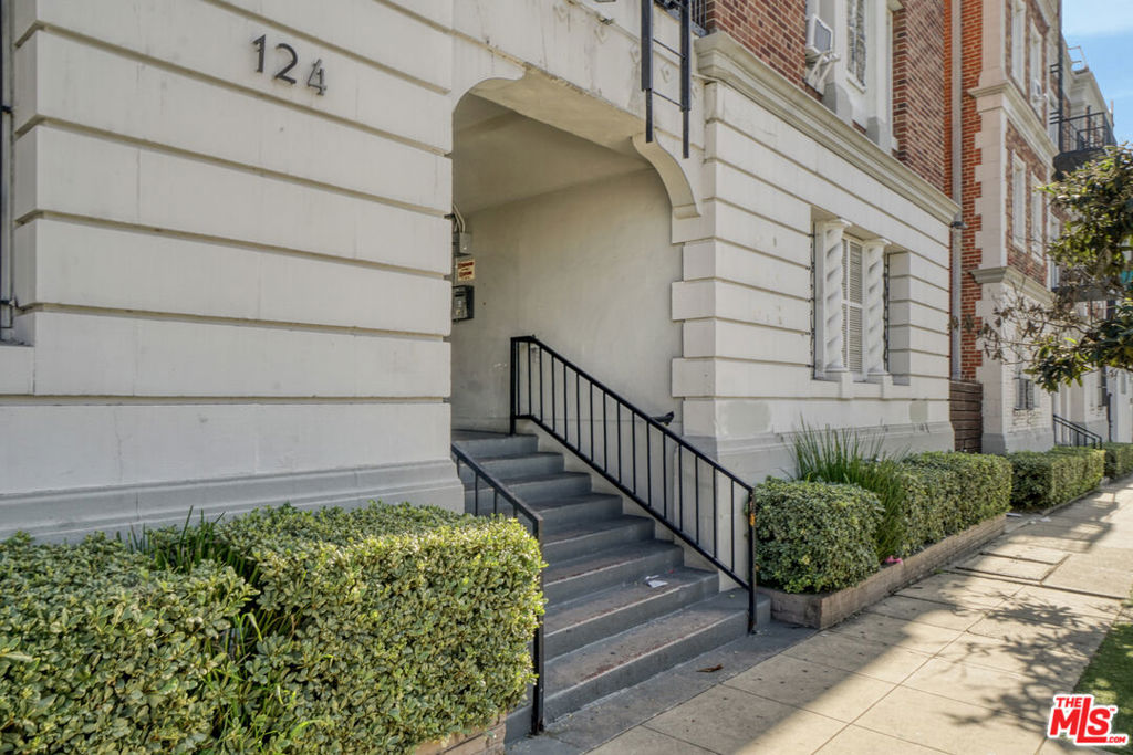 124 N Westmoreland Avenue