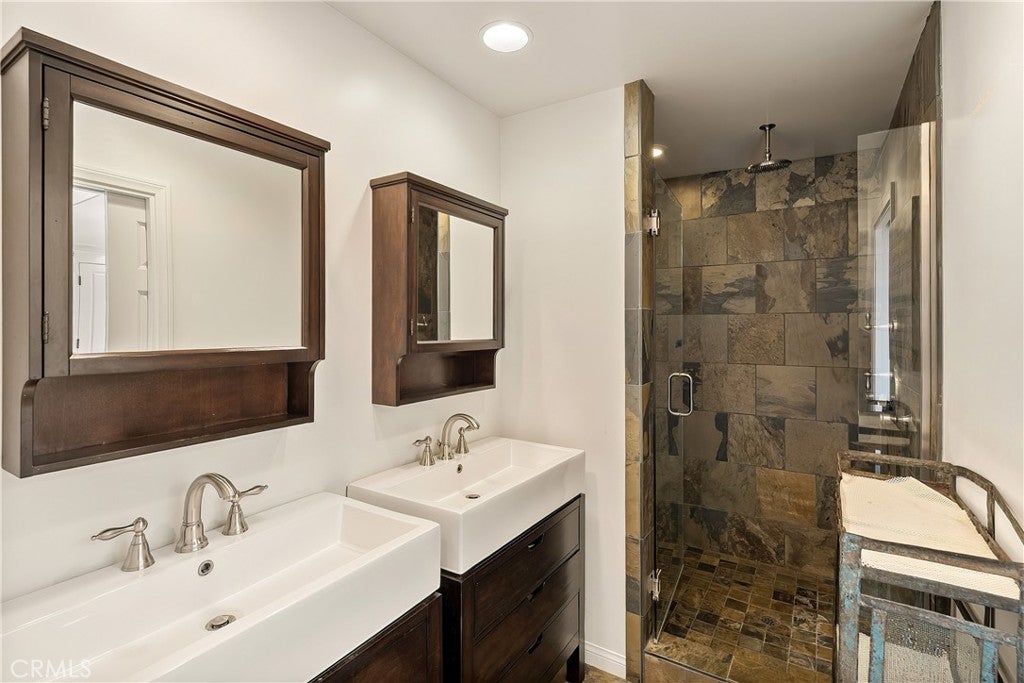 21 Ridgeline Drive, Newport Beach CA 92660 - Photo 14