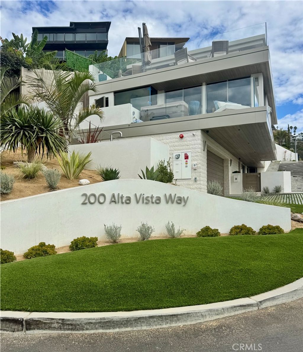 Photo of 200 Alta Vista Way #B, Laguna Beach, CA 92651 (MLS # LG26046792)