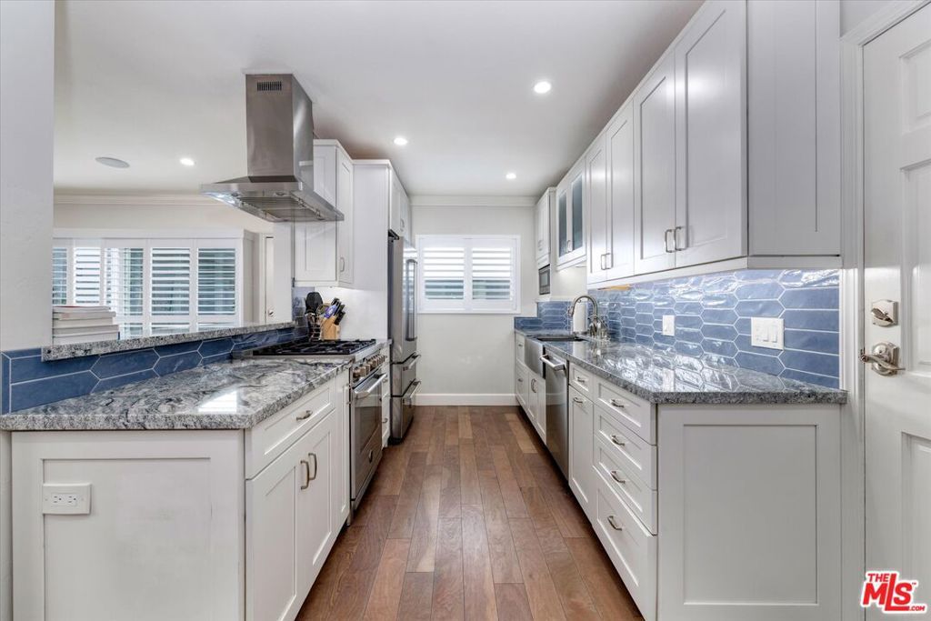 Photo of 2021 California Avenue #20, Santa Monica, CA 90403 (MLS # 26649831)