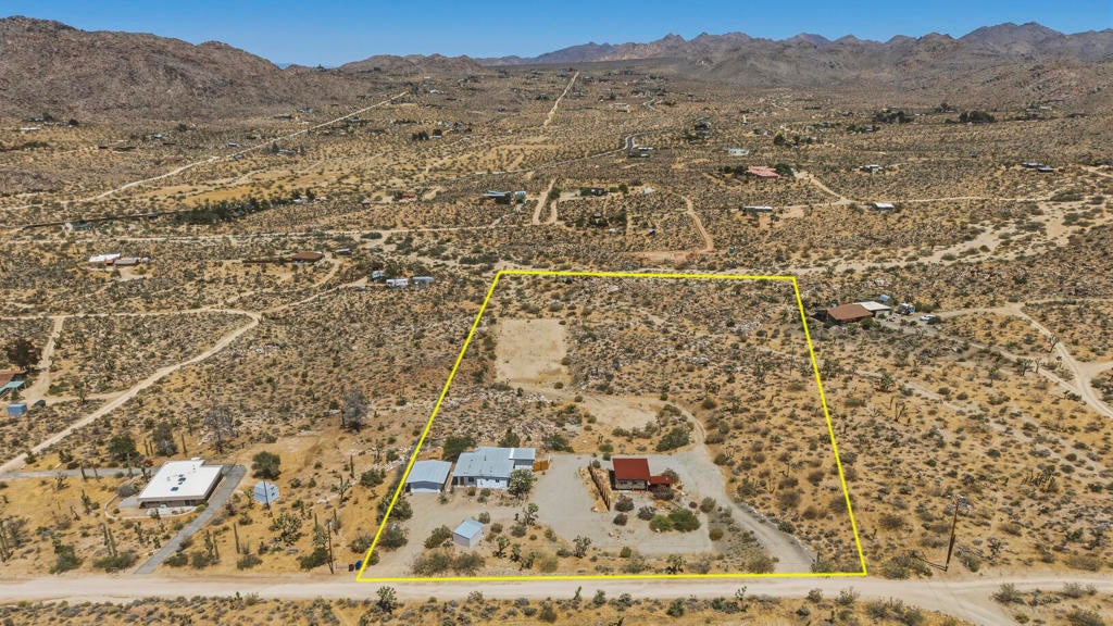 8669 Via Rocosa Road