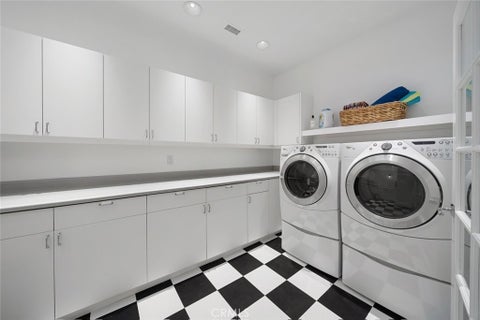 Tiny photo for 111 Twin Ridge, San Luis Obispo, CA 93405 (MLS # NS26138344)
