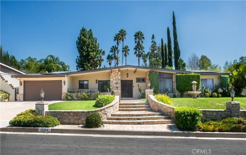 Photo of 12504 Nedra DR, Granada Hills, CA 91344 (MLS # SR26203375)