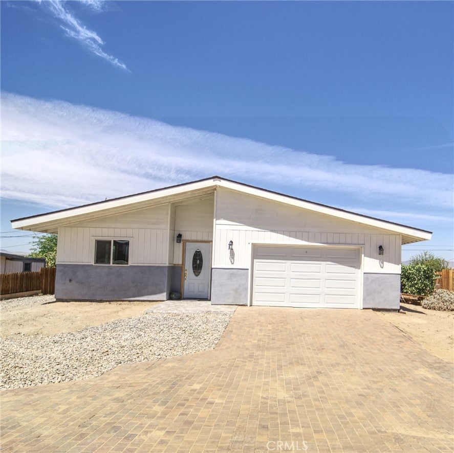 74804 Serrano Drive