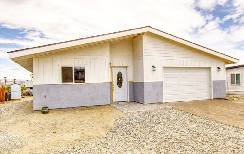 74804 Serrano Drive