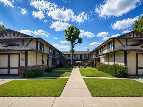 Photo of 330 W Mountain View #206, Glendora, CA 91741 (MLS # CV26093116)