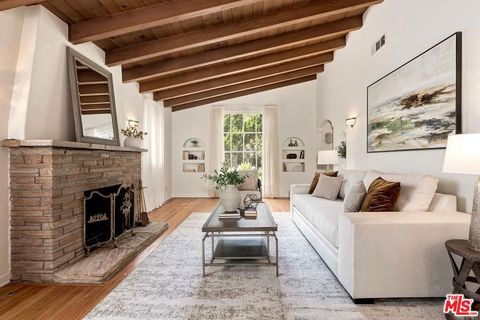 400 E Rustic Road Santa Monica CA 90402