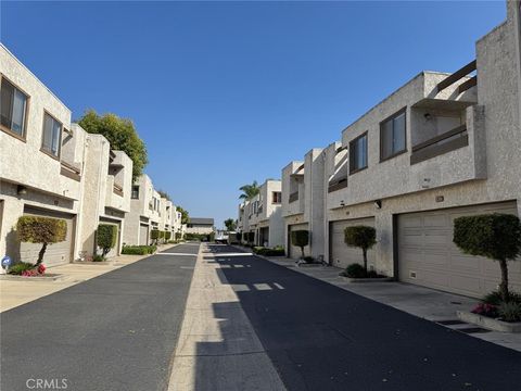 8206 Maureen Drive Midway City CA 92655