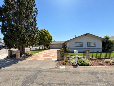 Photo of 903 Sandalwood Avenue, Arroyo Grande, CA 93420 (MLS # PI26205132)