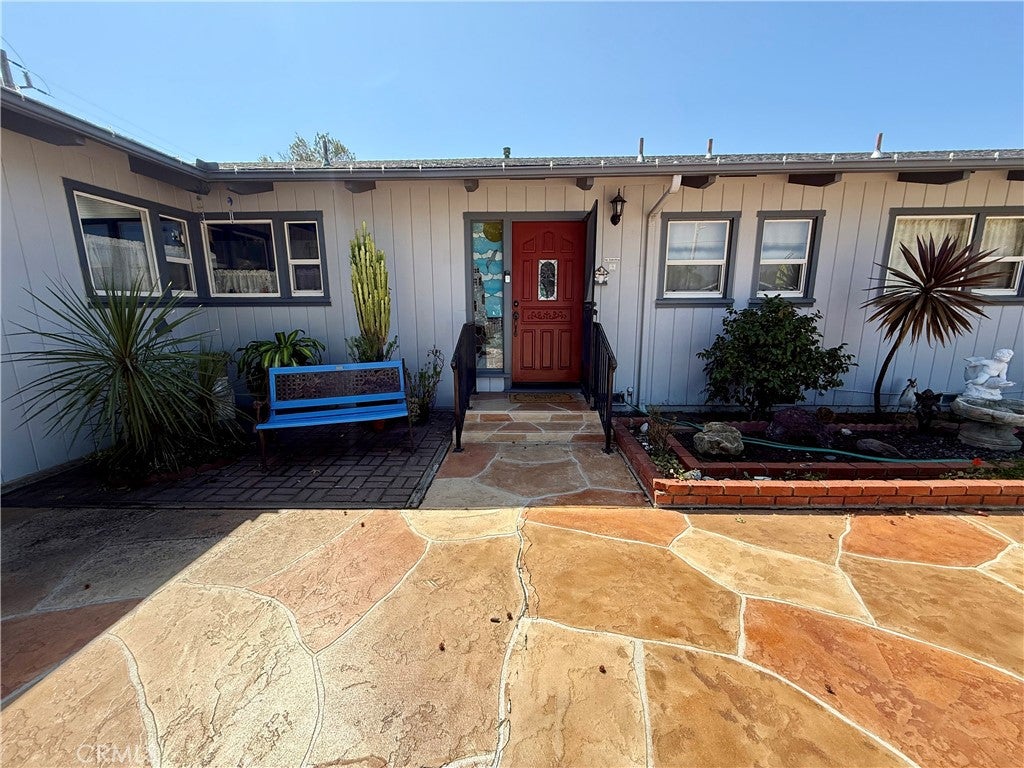 903 Sandalwood Avenue