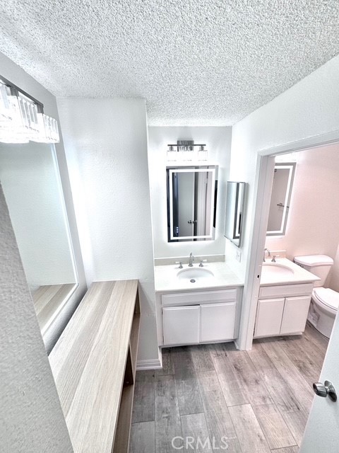 Town Square (TNSQ) - Residential