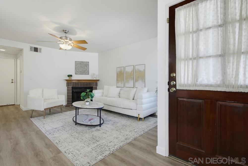 13221 Westmark 22