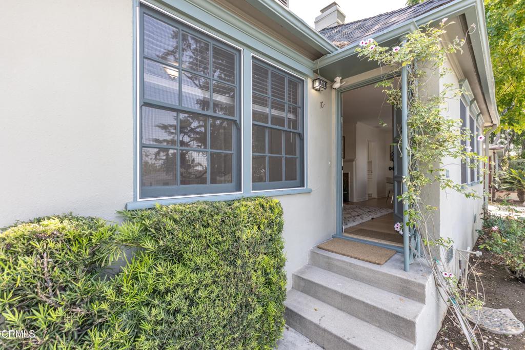711 E Mendocino Street