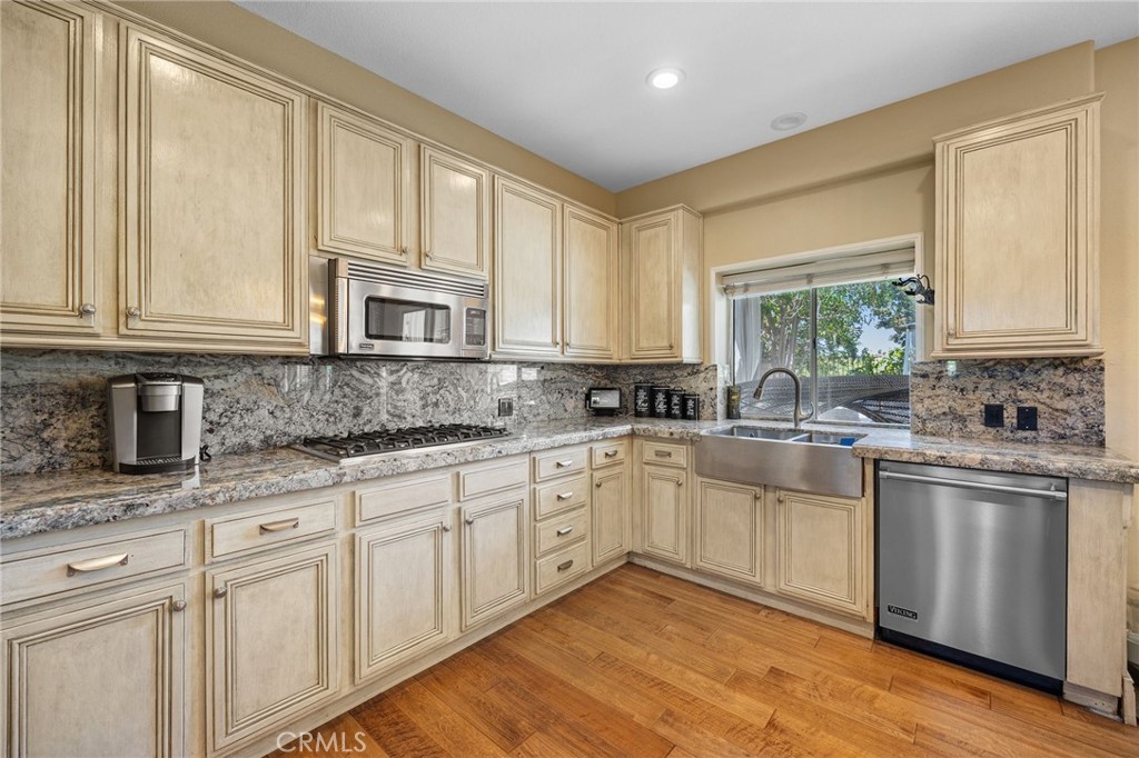 24541 Mando Drive