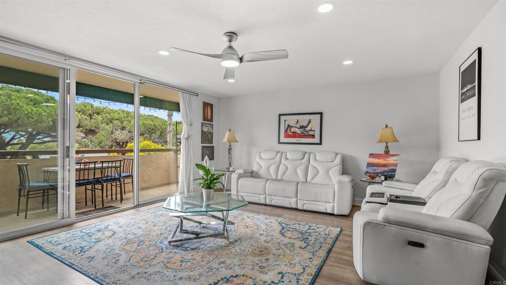 6455 La Jolla Boulevard 138