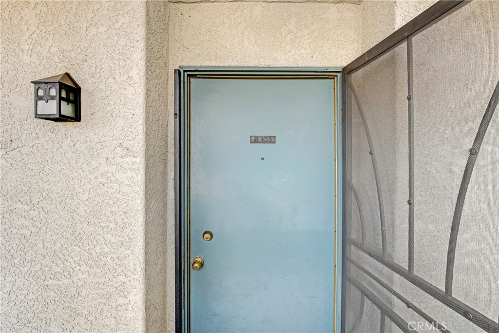 5460 White Oak B103
