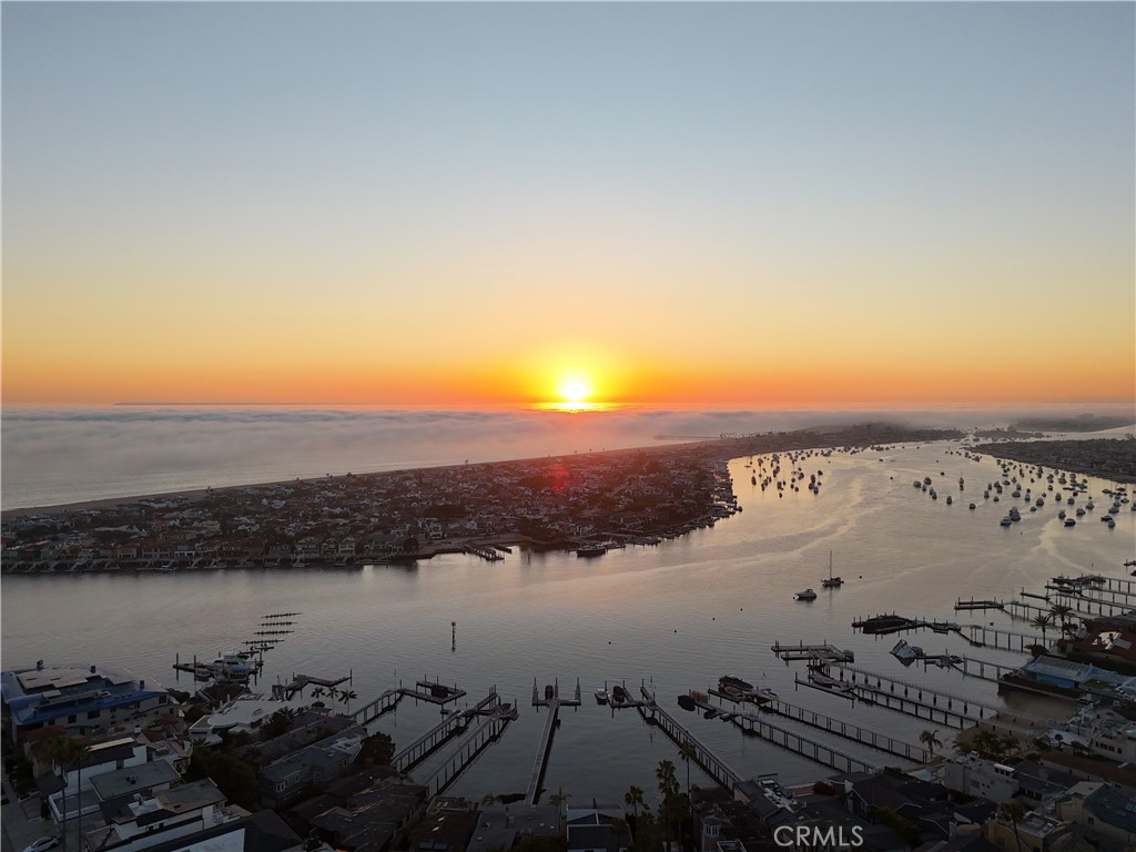 Corona del Mar South of PCH (CDMS) - Residential