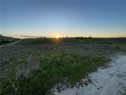 Tiny photo for 13 Sunburst, Paso Robles, CA 93446 (MLS # NS26016971)