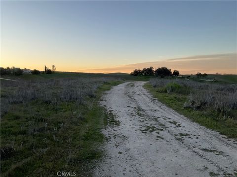 Tiny photo for 13 Sunburst, Paso Robles, CA 93446 (MLS # NS26016971)