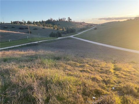 Tiny photo for 13 Sunburst, Paso Robles, CA 93446 (MLS # NS26016971)