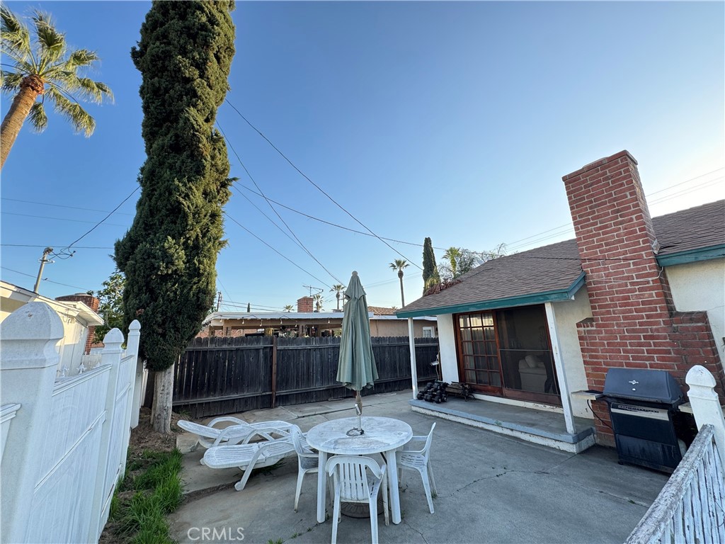 300 S 1st Avenue
