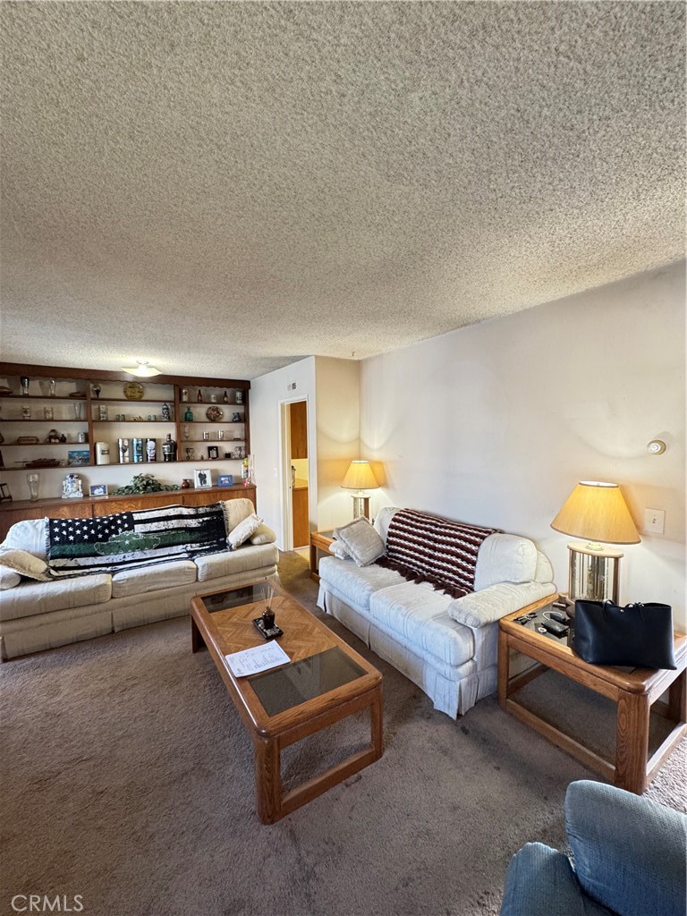 300 S 1st Avenue