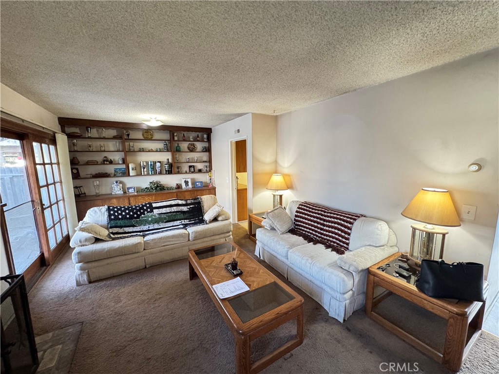 300 S 1st Avenue
