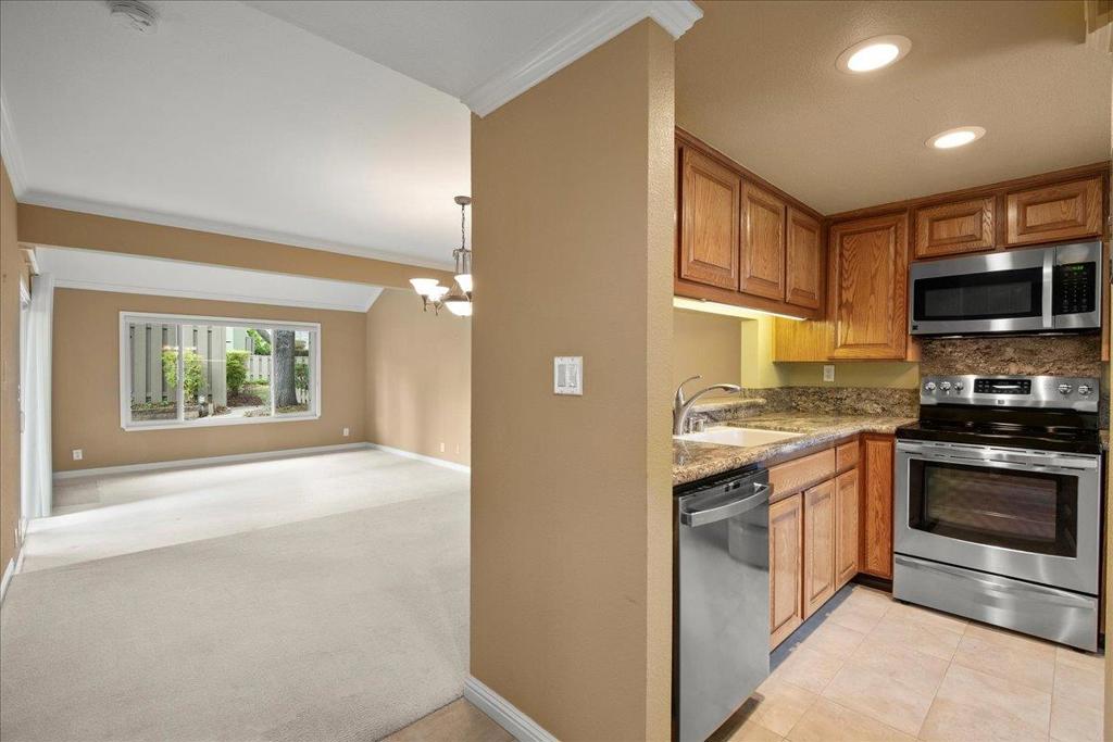 24280 Dover Lane
