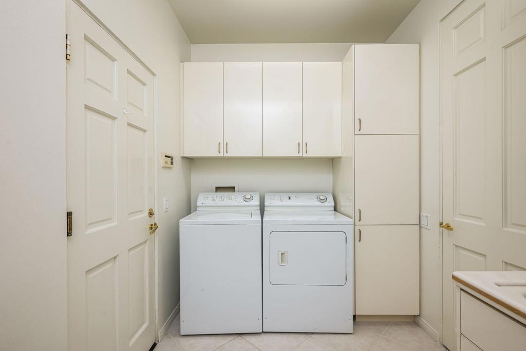 Desert Horizons C.C. - Residential Lease
