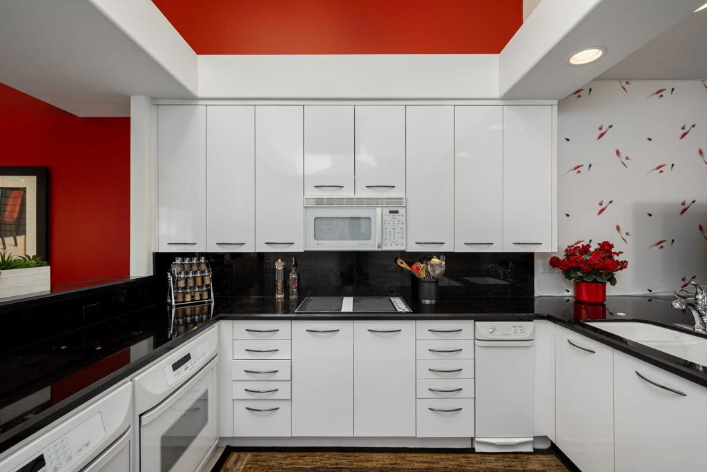Desert Horizons C.C. - Residential Lease