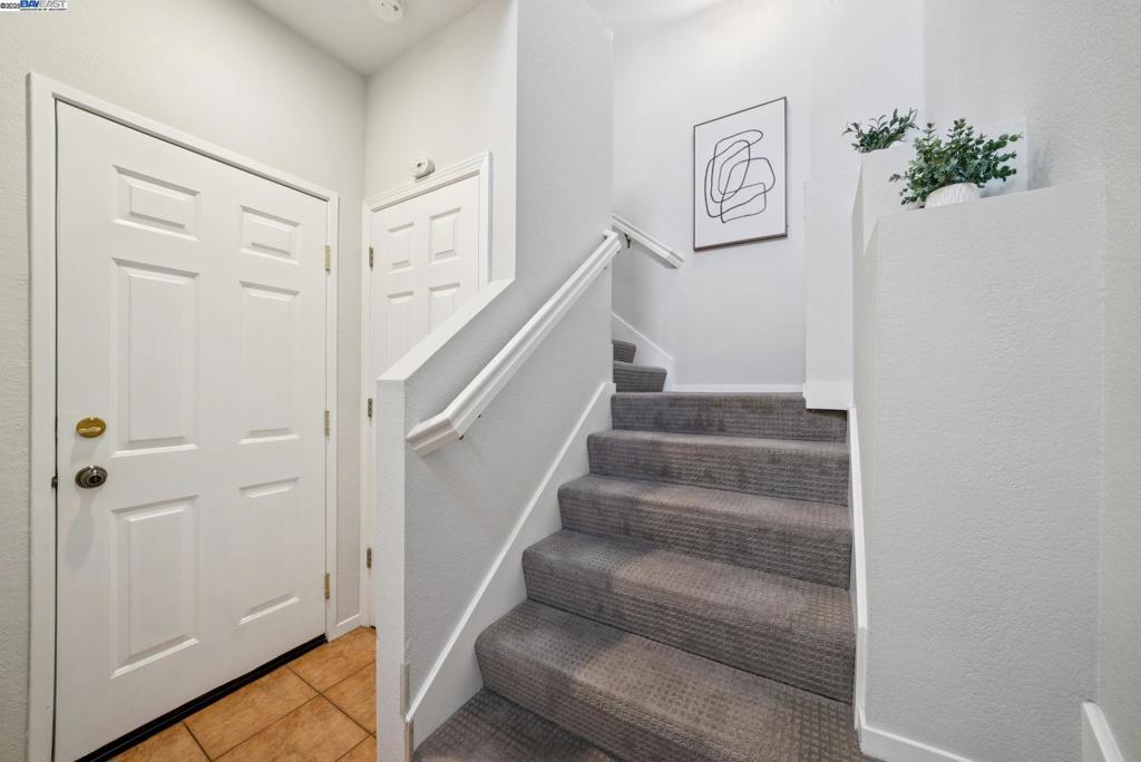 CA HIGHLANDS - Residential