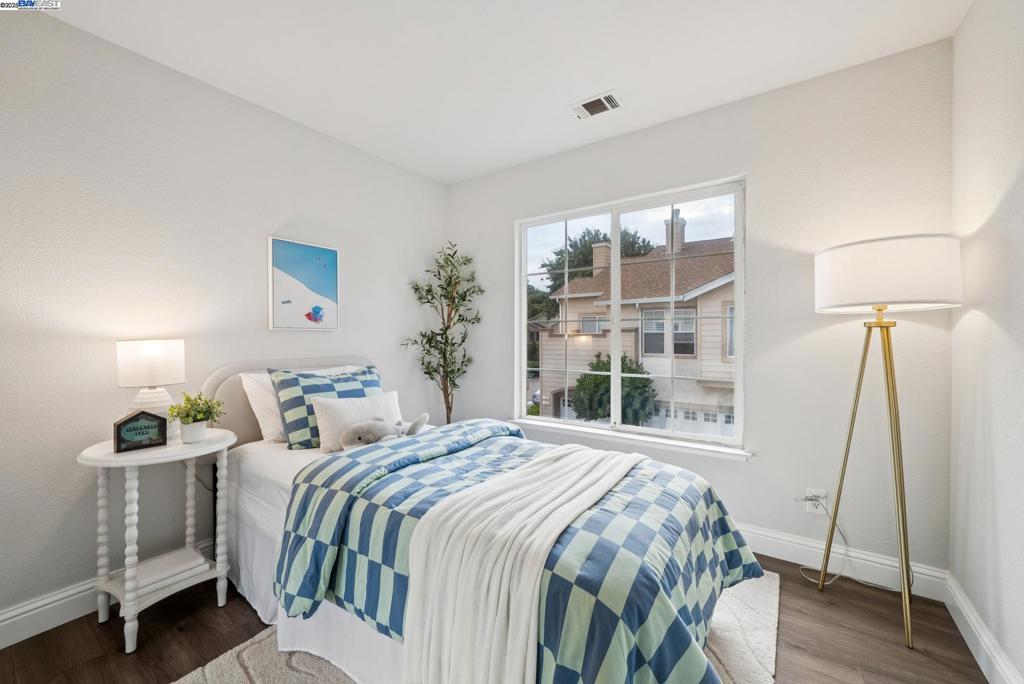 CA HIGHLANDS - Residential