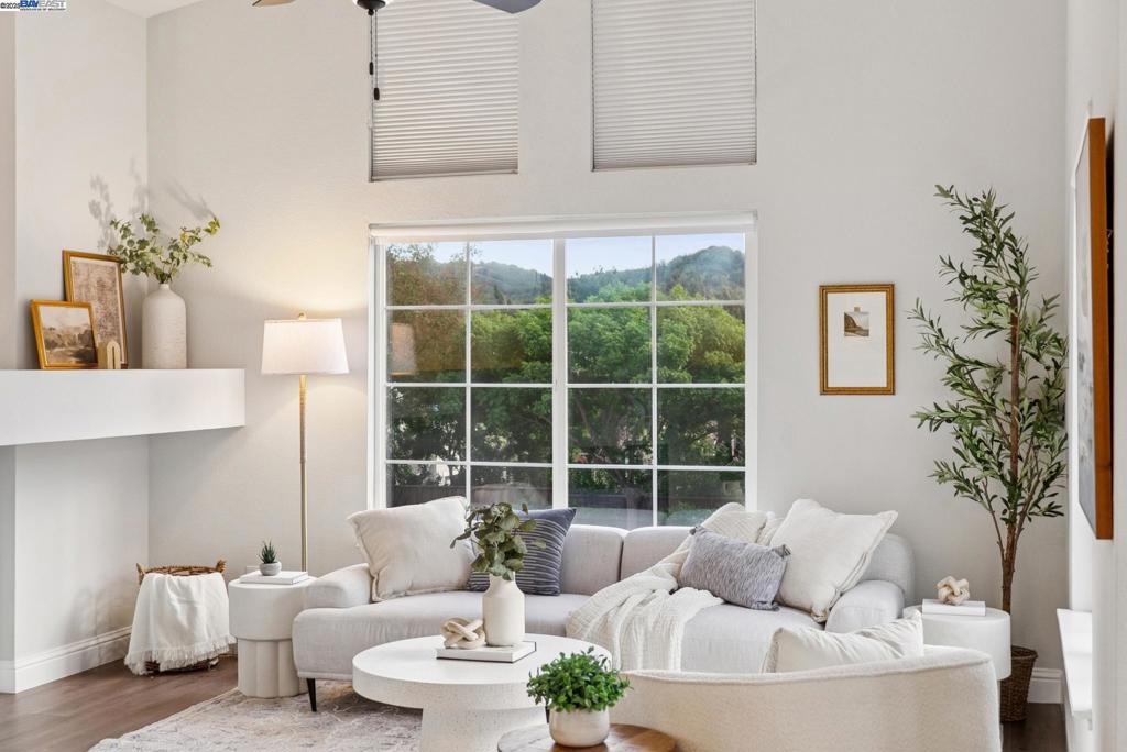 CA HIGHLANDS - Residential