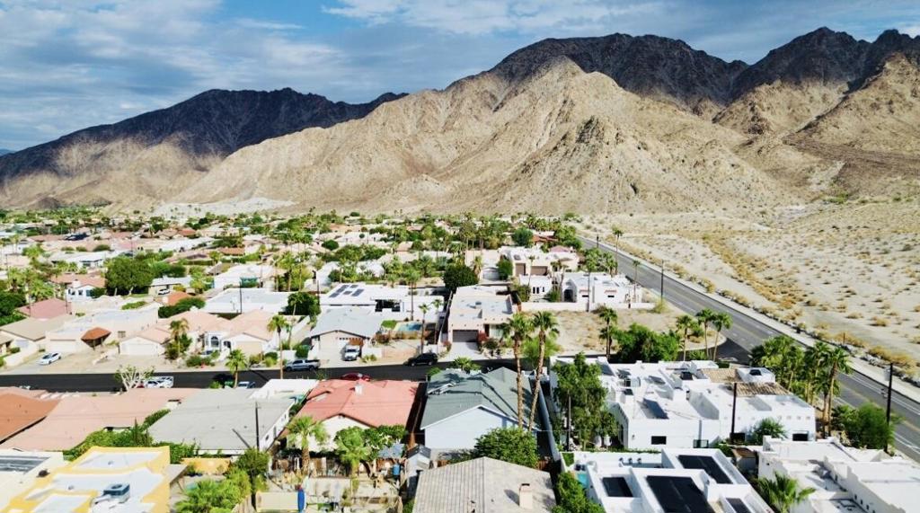 La Quinta Cove - Residential