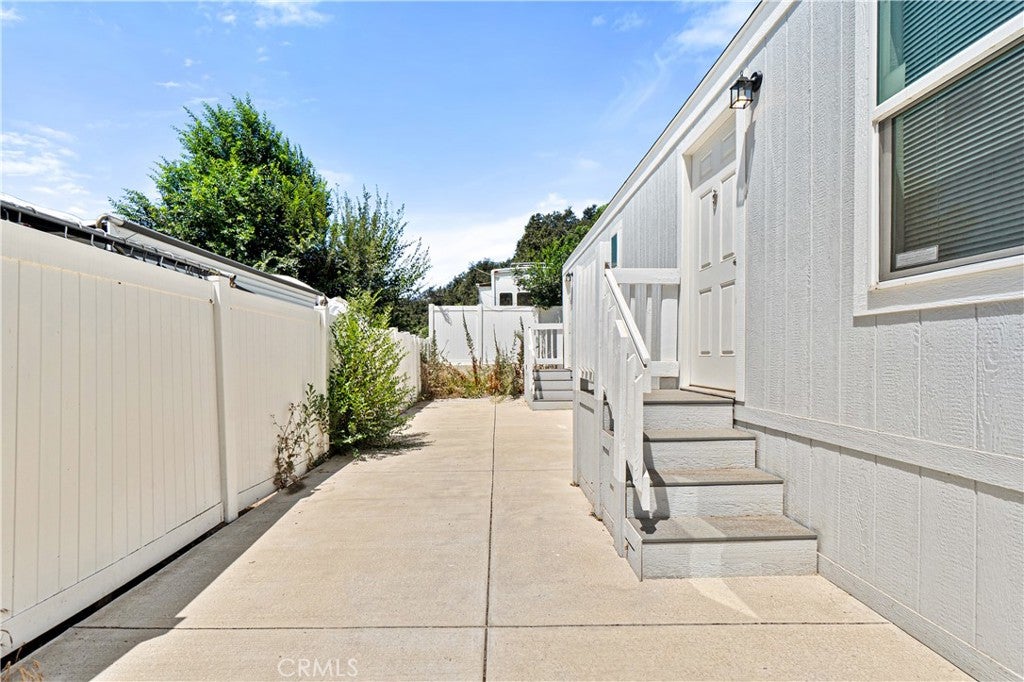12741 Sierra Highway 3
