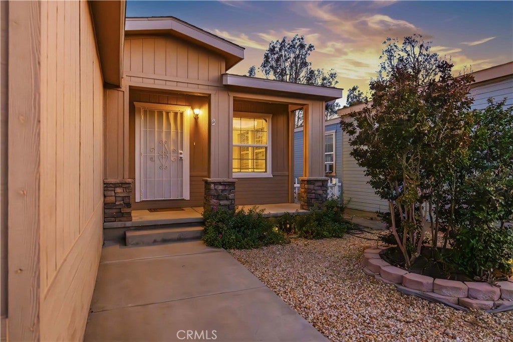 2424 Grandview Terrace