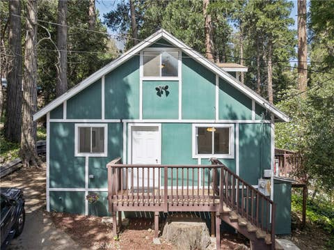Photo of 794 Woodland Rd, Crestline, CA 92325 (MLS # IG26111439)