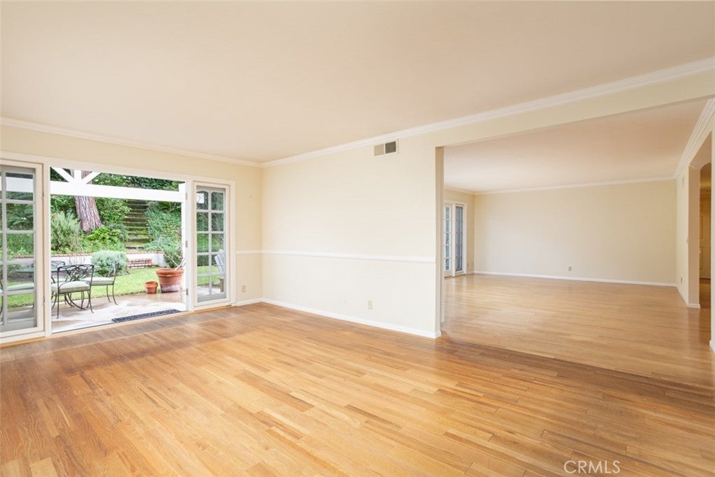 2912 Catalpa