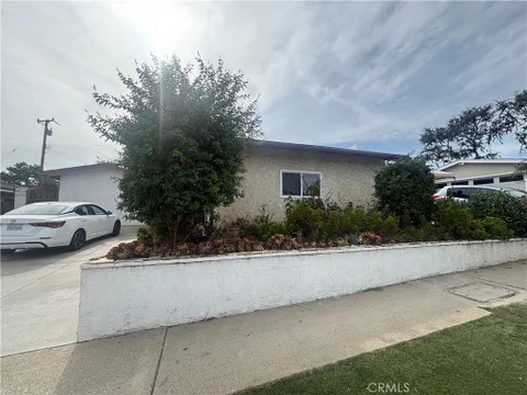 MLS: DW26182132